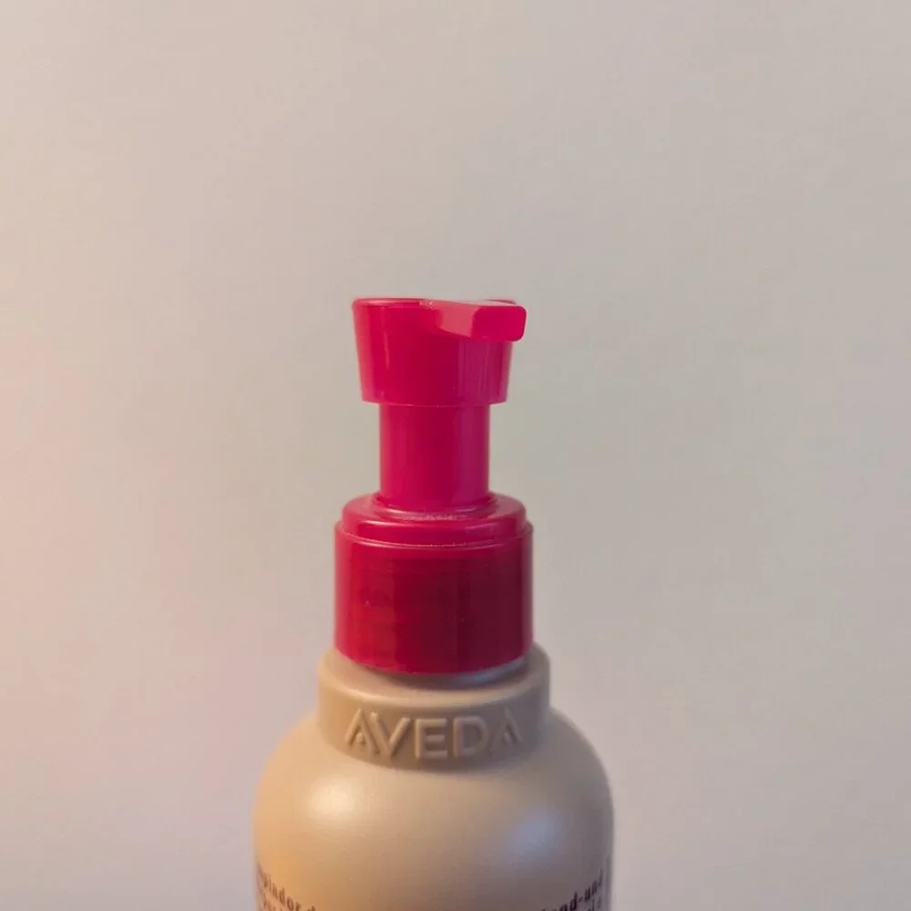 AVEDA Cherry Almond Hand & Body Wash - 8.5 oz 250ml
